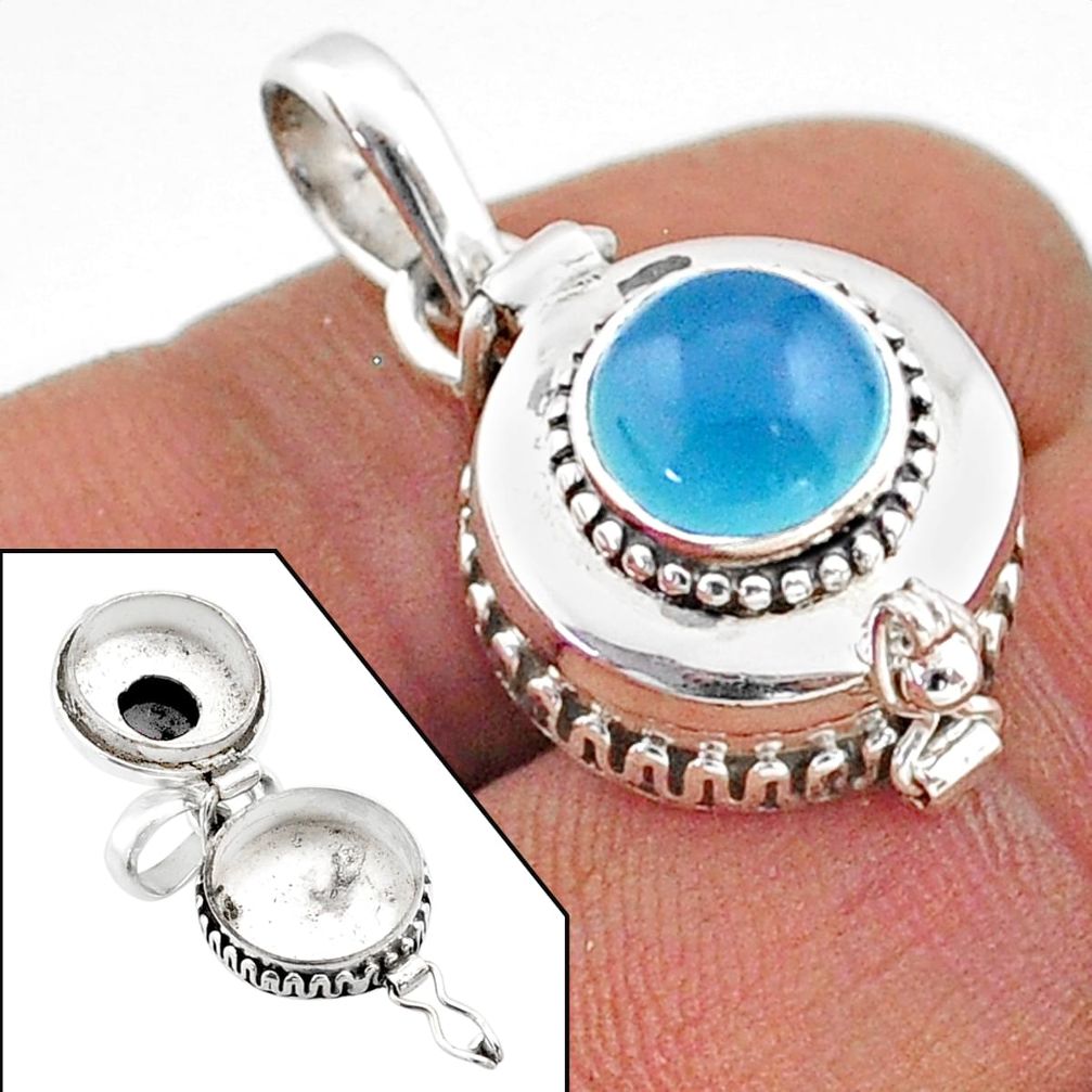 3.04cts natural blue chalcedony 925 sterling silver poison box pendant t73632