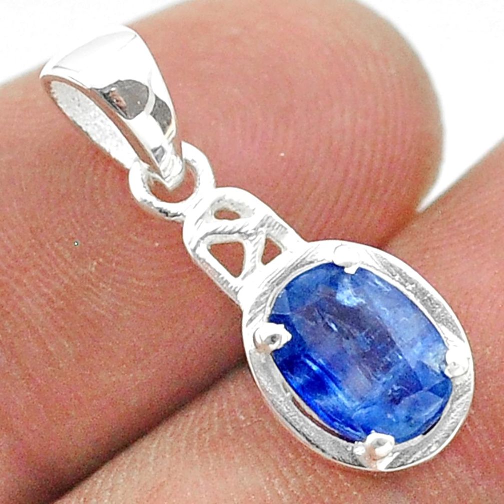 2.04cts natural blue kyanite oval 925 sterling silver pendant jewelry t51425