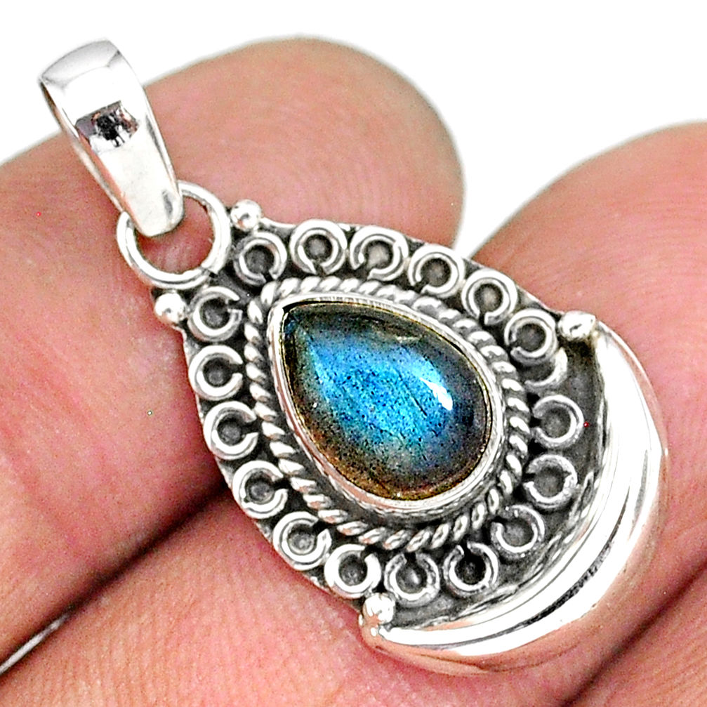2.44cts natural blue labradorite 925 sterling silver moon pendant r89420