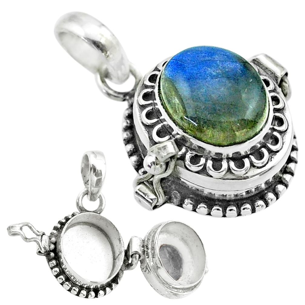 4.99cts natural blue labradorite oval sterling silver poison box pendant t52709