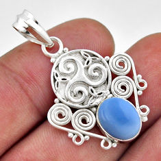 4.29cts natural blue owyhee opal triskelion knot silver pendant jewelry n47074
