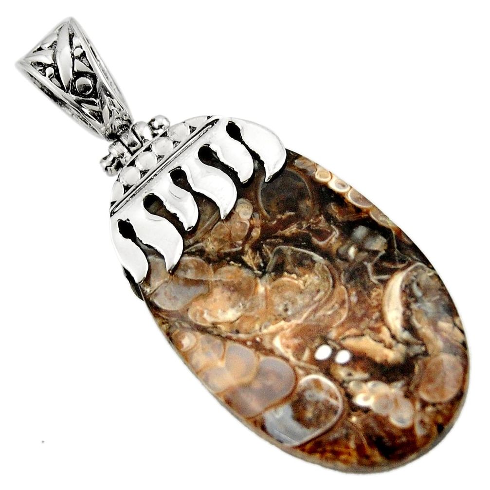 35.91cts natural brown turritella fossil snail agate 925 silver pendant r44349