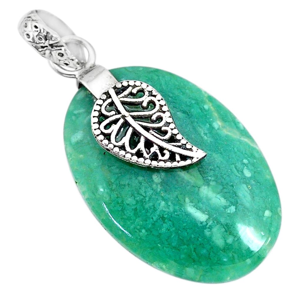 20.19cts natural green chalcedony 925 silver deltoid leaf pendant r91322