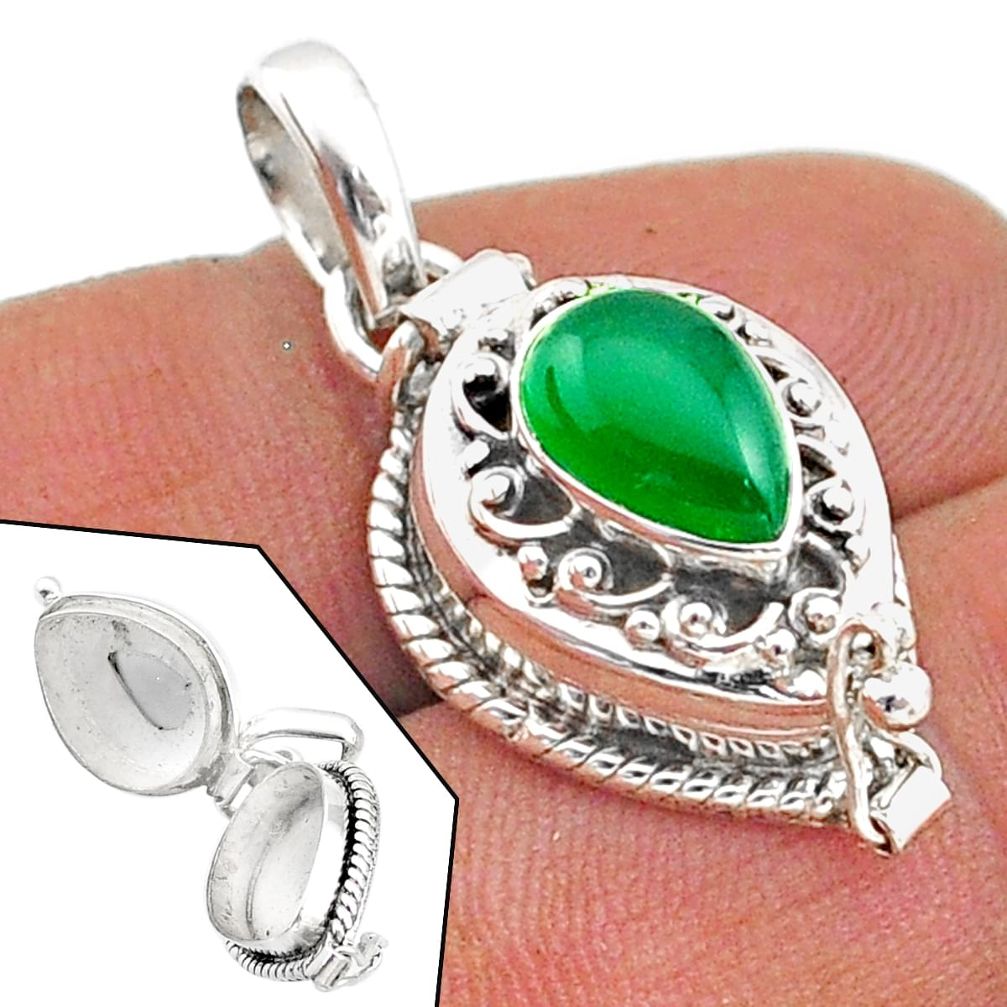 2.57cts natural green chalcedony 925 sterling silver poison box pendant t73603