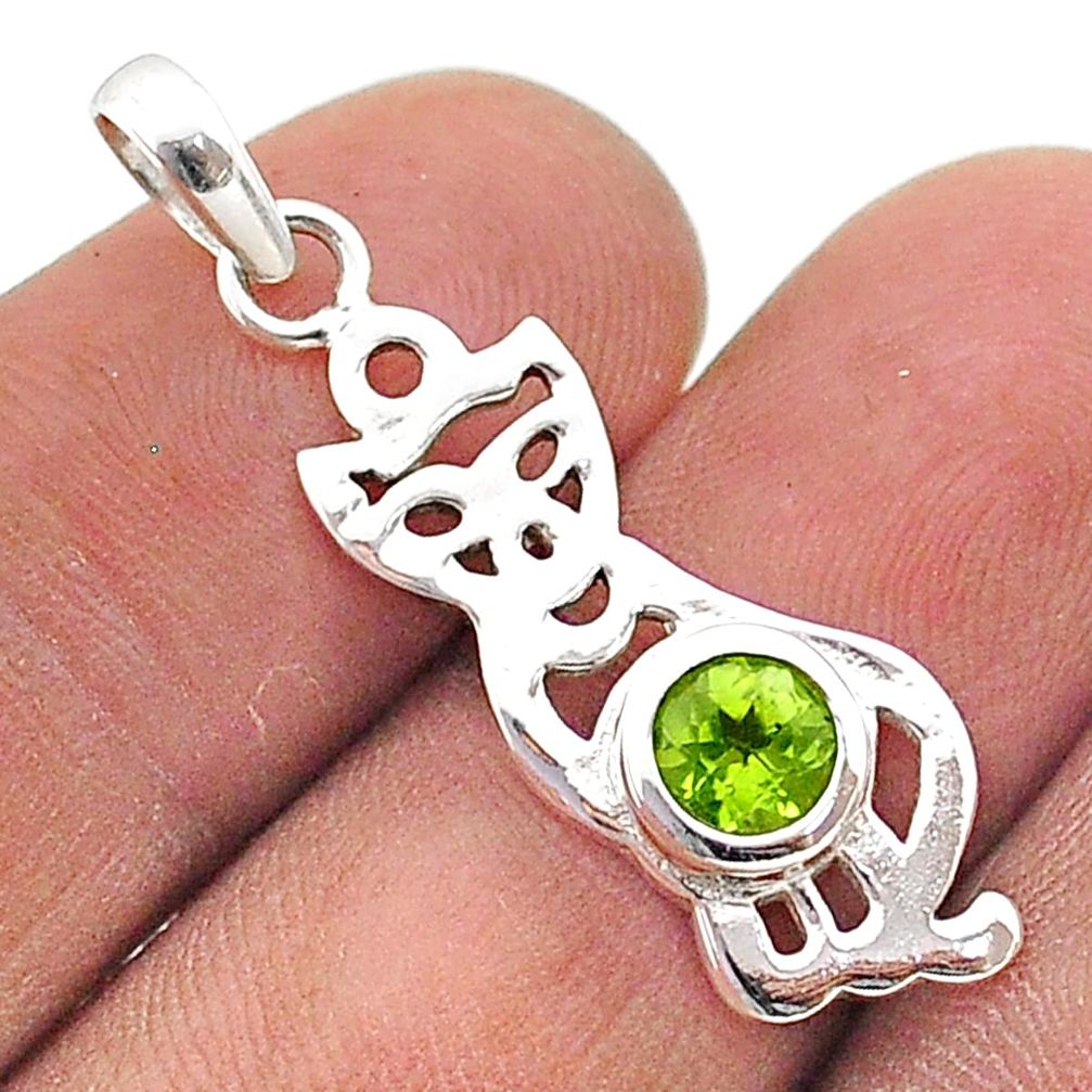 0.82cts natural green peridot 925 sterling silver cat pendant jewelry t67794