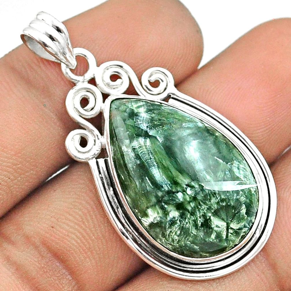 18.10cts natural green seraphinite (russian) 925 sterling silver pendant u22075