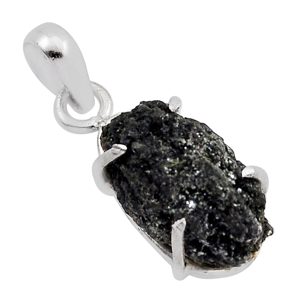 6.50cts natural green seraphinite in quartz oval sterling silver pendant n19812
