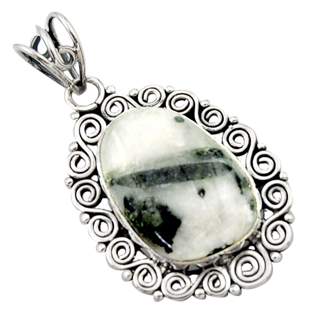 15.39cts natural green tourmaline in quartz 925 sterling silver pendant d46747