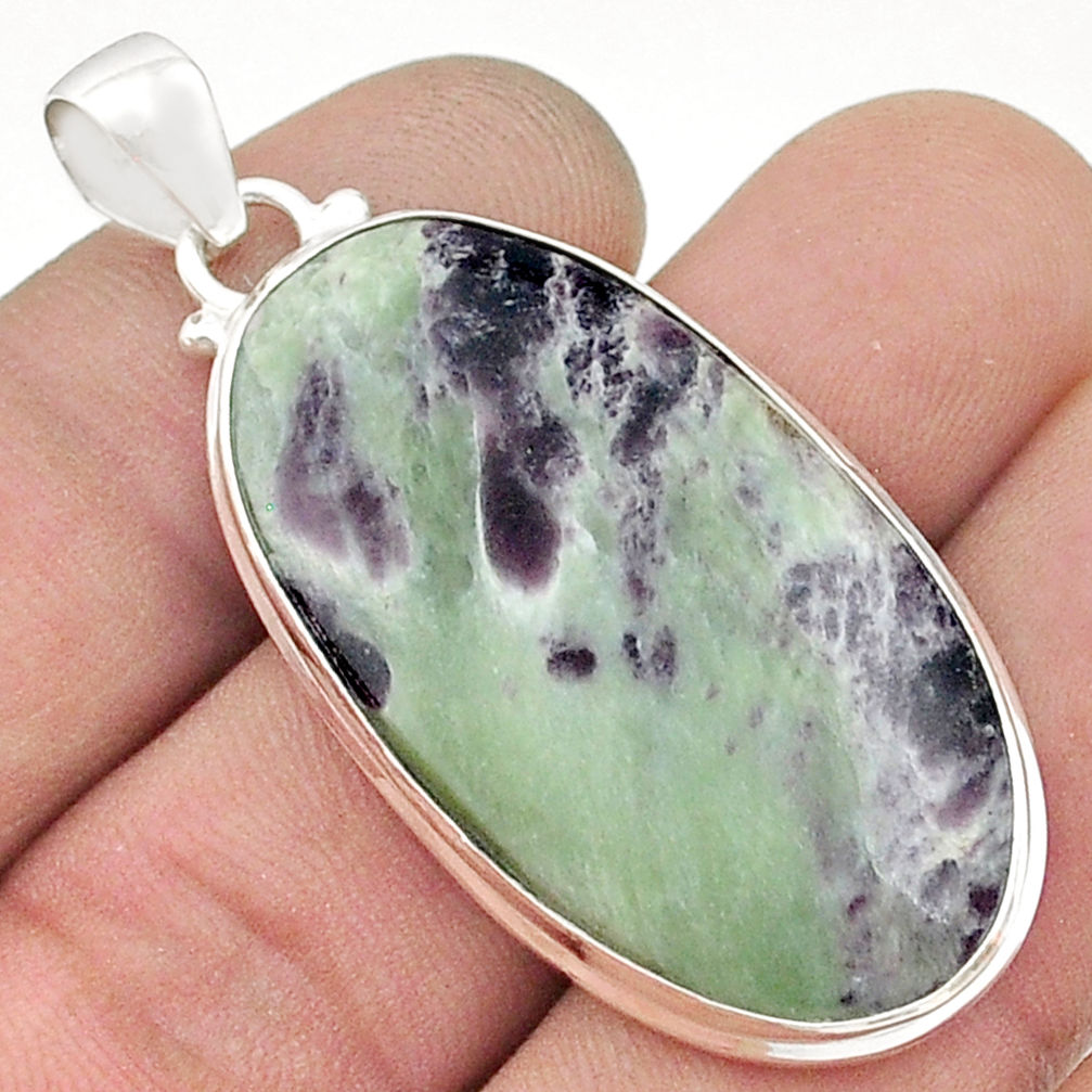 25.89cts natural kammererite oval 925 sterling silver pendant jewelry u50767