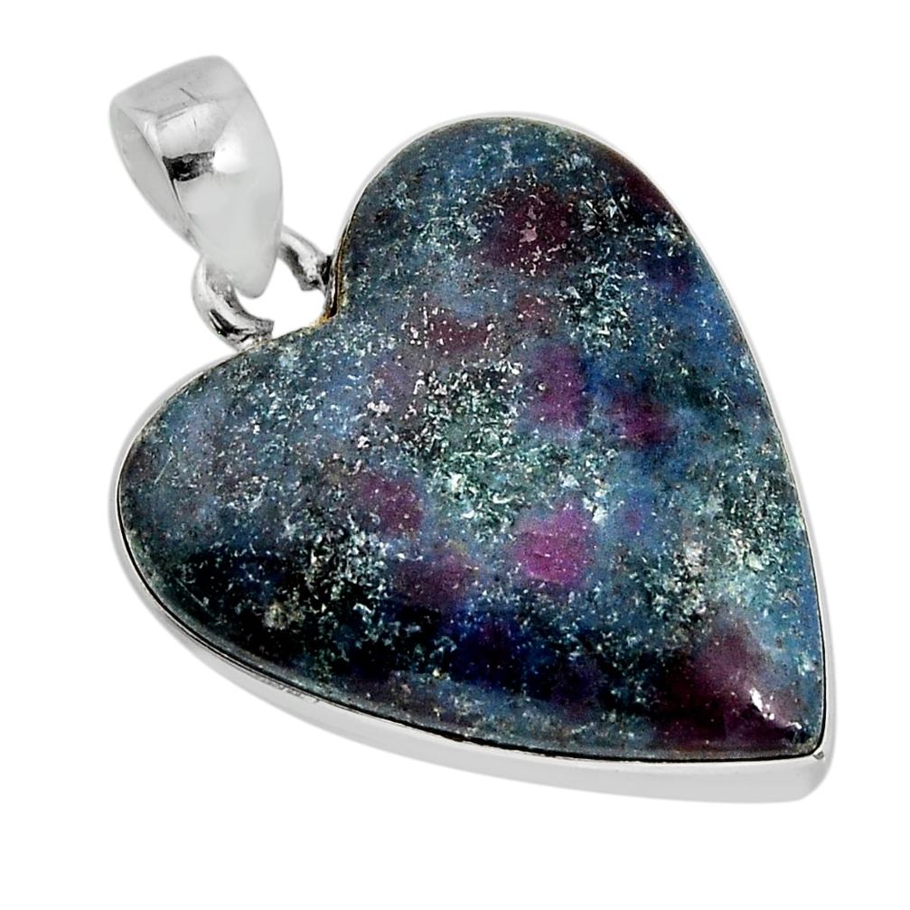 24.41cts natural kyanite in ruby heart sterling silver pendant jewelry y77409