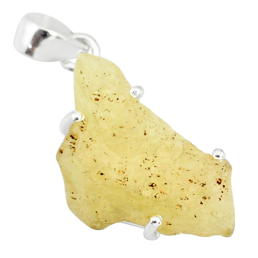 19.98cts natural libyan desert glass (gold tektite) 925 silver pendant r84365