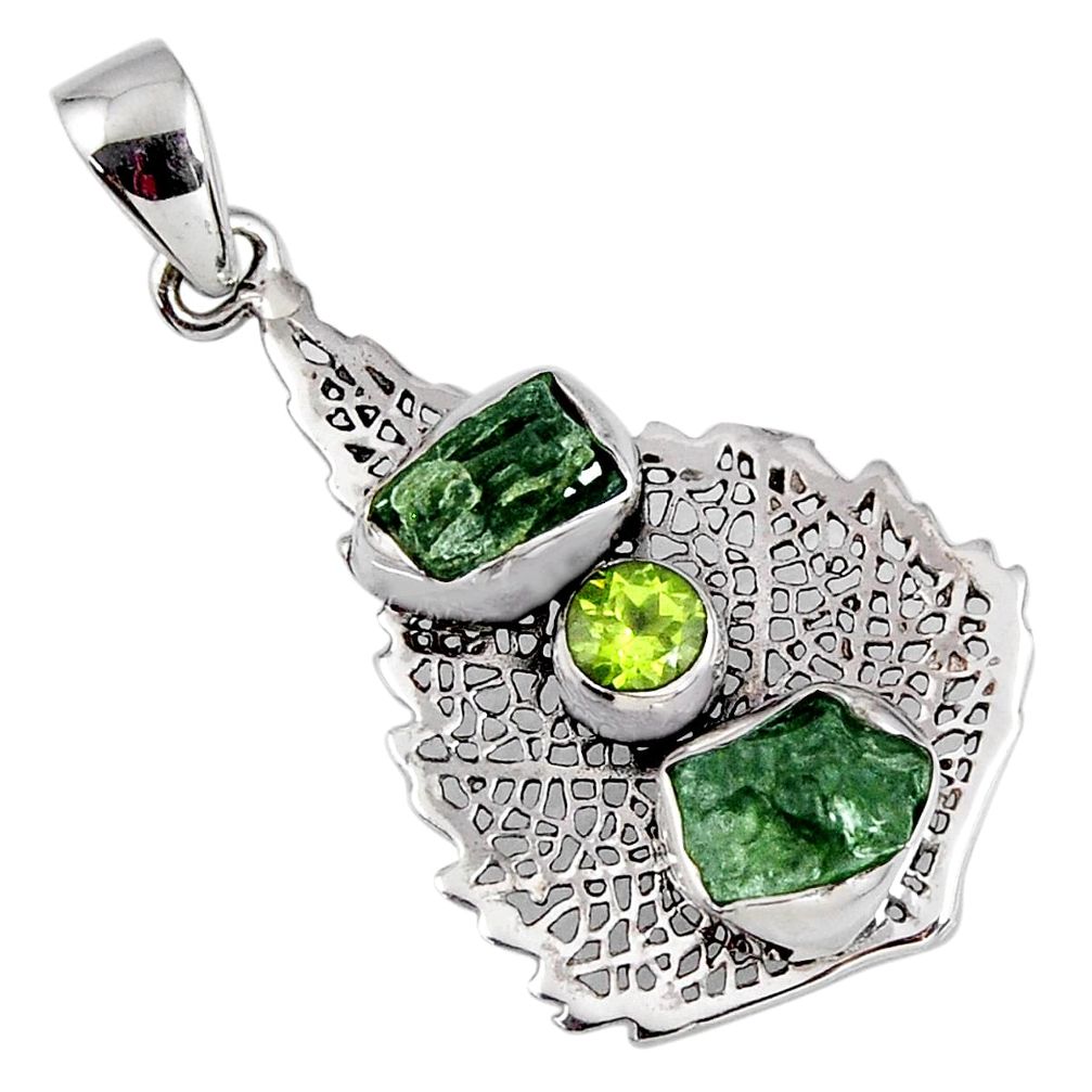 7.54cts natural moldavite (genuine czech) 925 silver deltoid leaf pendant r57130