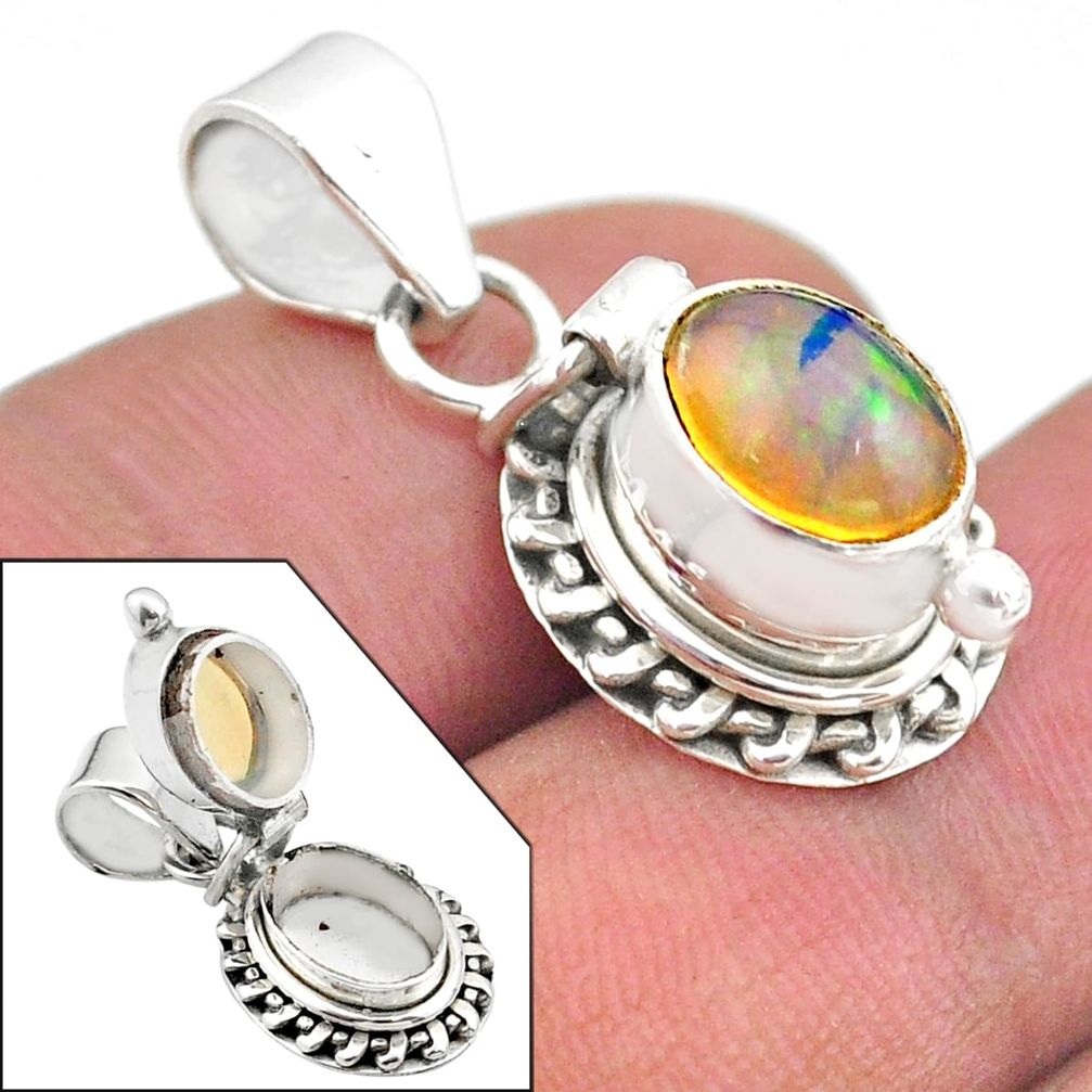 3.11cts natural multi color ethiopian opal 925 silver poison box pendant t45436