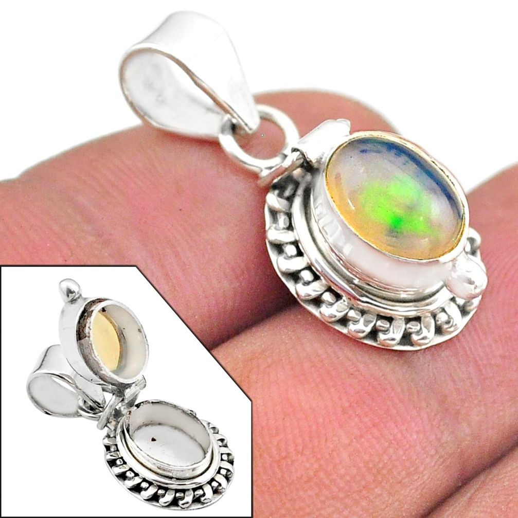 3.11cts natural multi color ethiopian opal 925 silver poison box pendant t45452