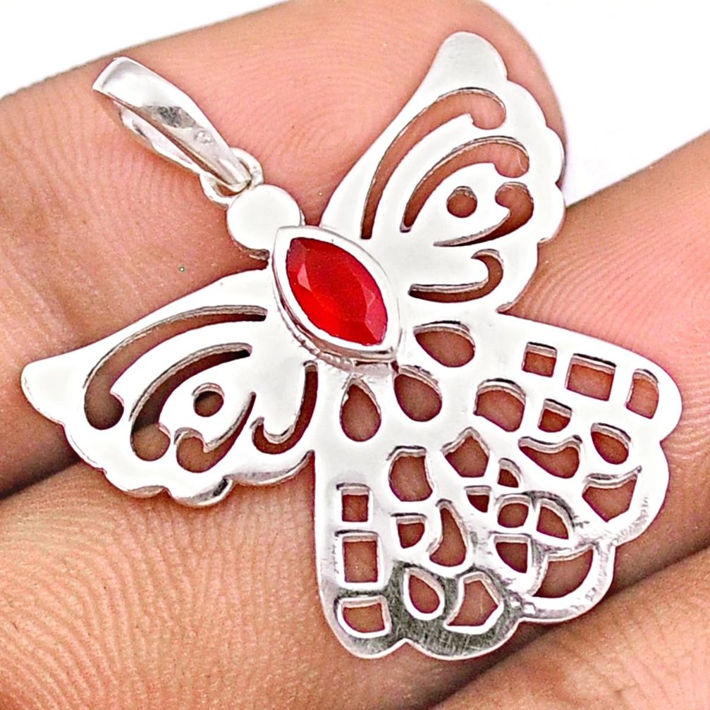 0.42cts natural orange cornelian (carnelian) 925 silver dragonfly pendant u17532