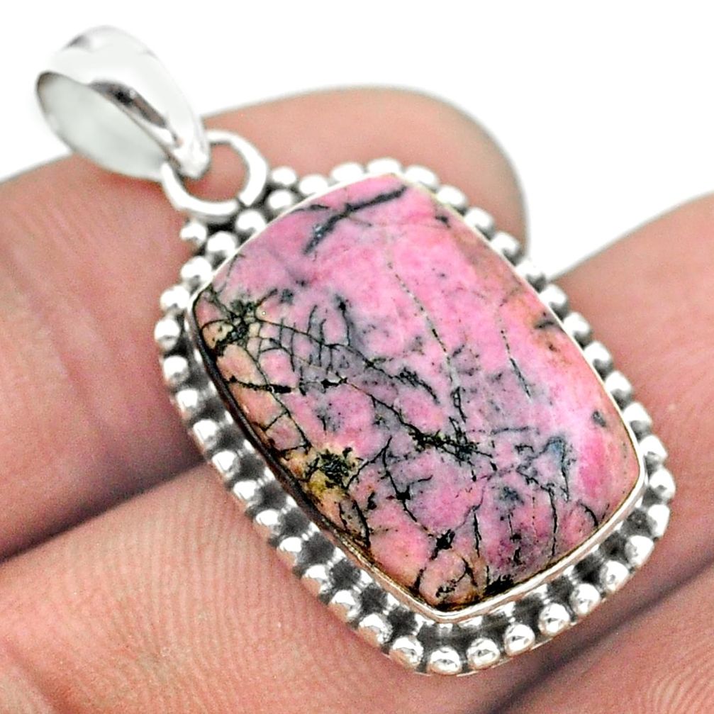 13.71cts natural pink rhodonite in black manganese 925 silver pendant t53681