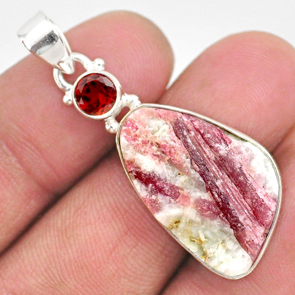 14.72cts natural pink tourmaline in quartz red garnet 925 silver pendant r85728