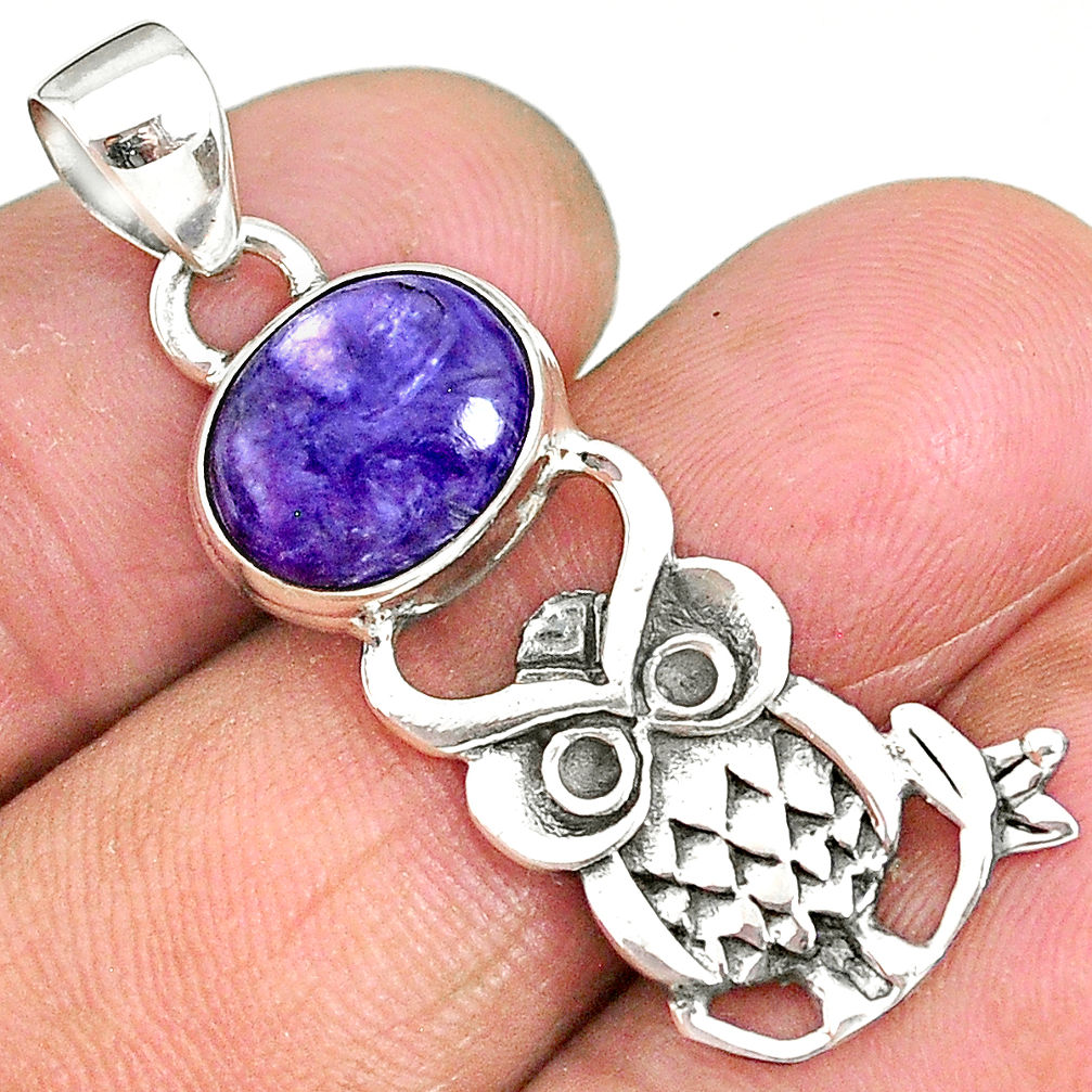 5.49cts natural purple charoite (siberian) 925 silver owl pendant r90488