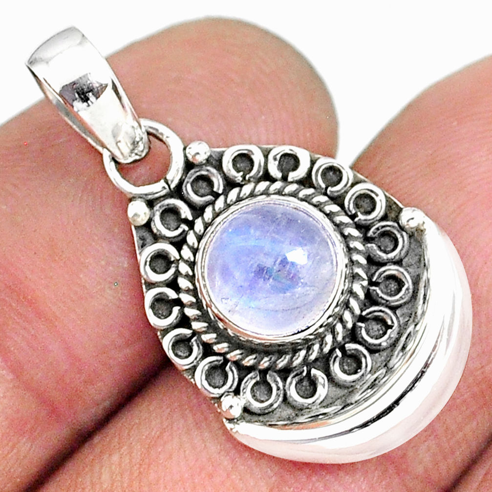 3.07cts natural rainbow moonstone 925 sterling silver moon pendant r89416