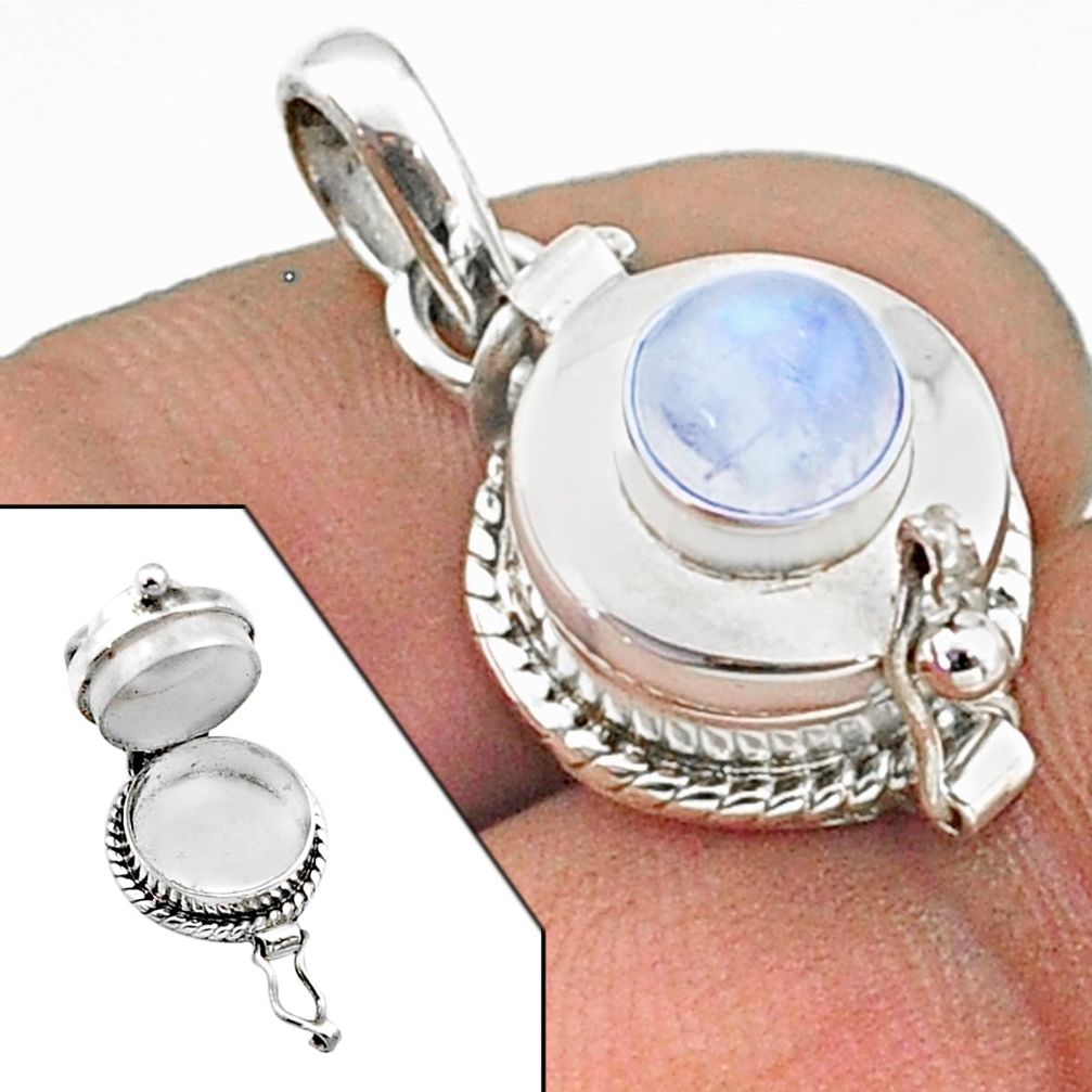 1.09cts natural rainbow moonstone 925 sterling silver poison box pendant t73459