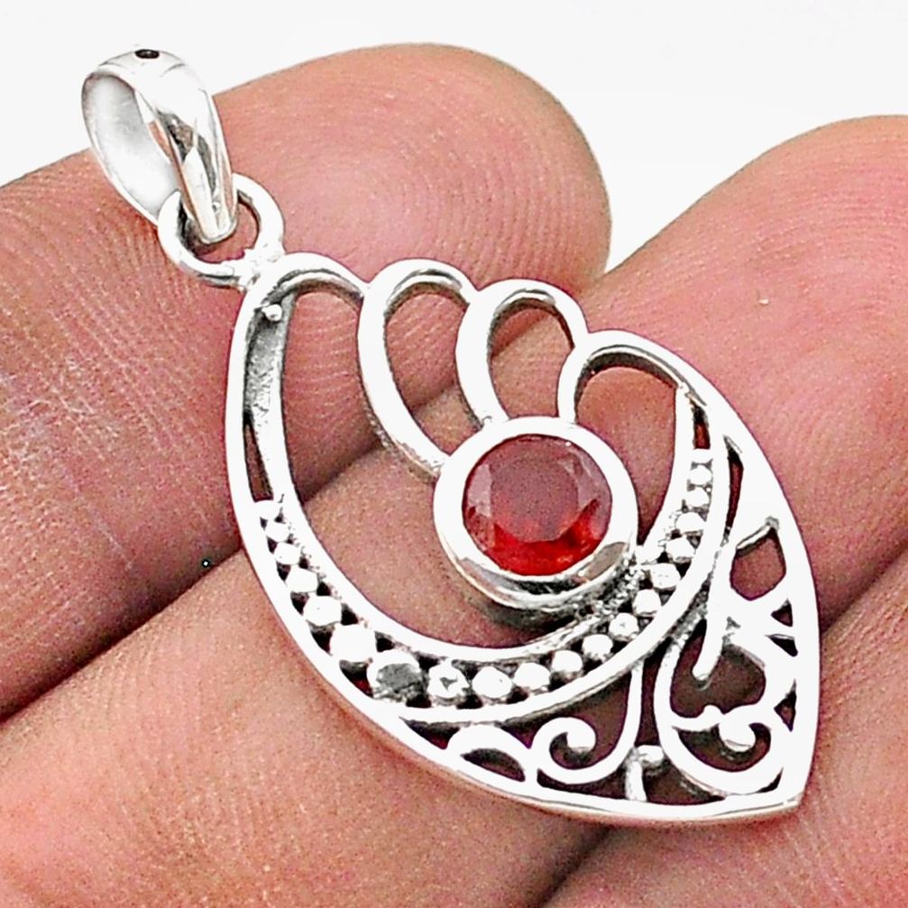0.92cts natural red garnet round 925 sterling silver pendant jewelry t66552