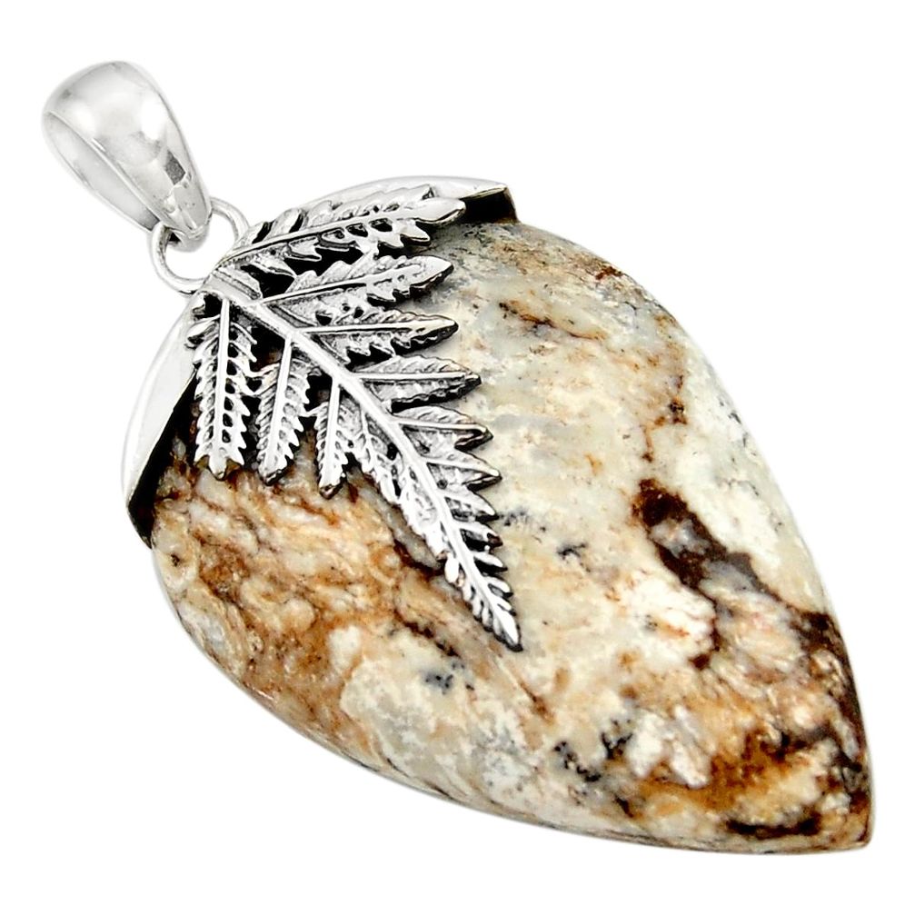  white wild horse magnesite silver deltoid leaf pendant d45577