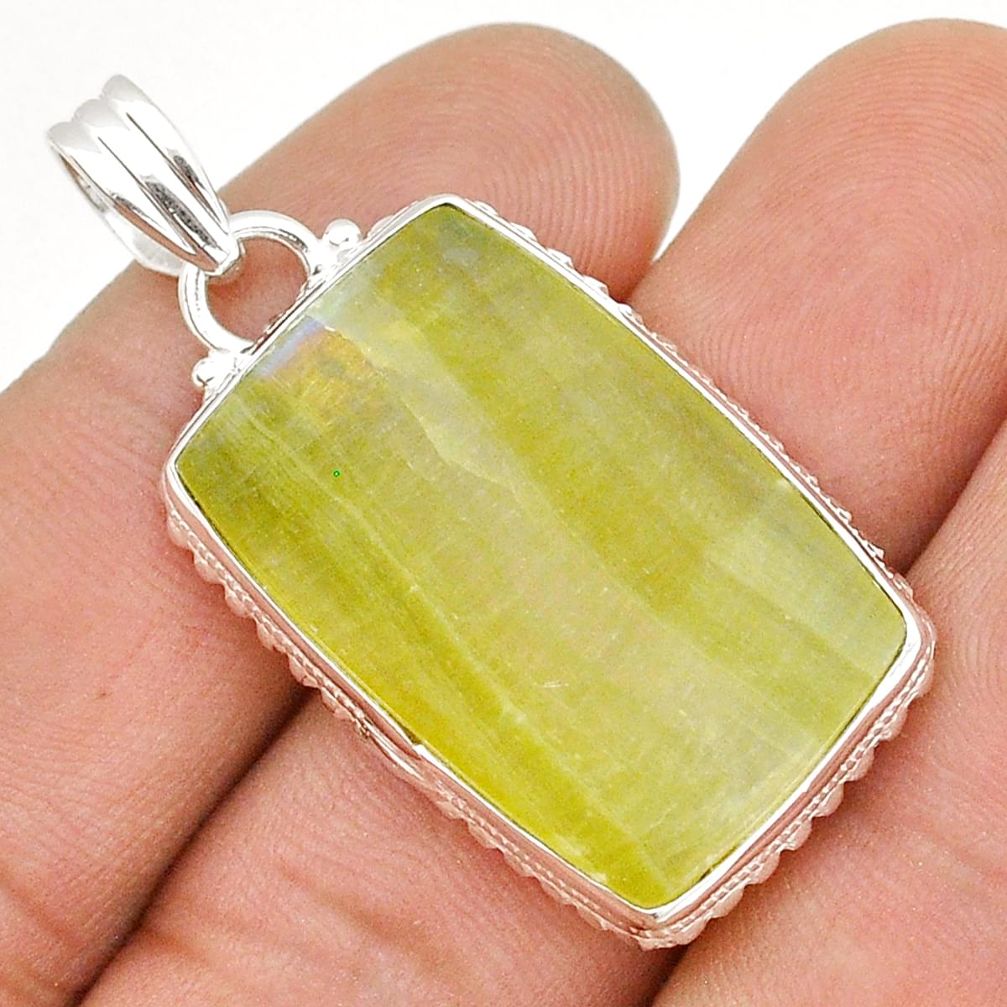29.34cts natural yellow olive opal 925 sterling silver pendant jewelry u86697