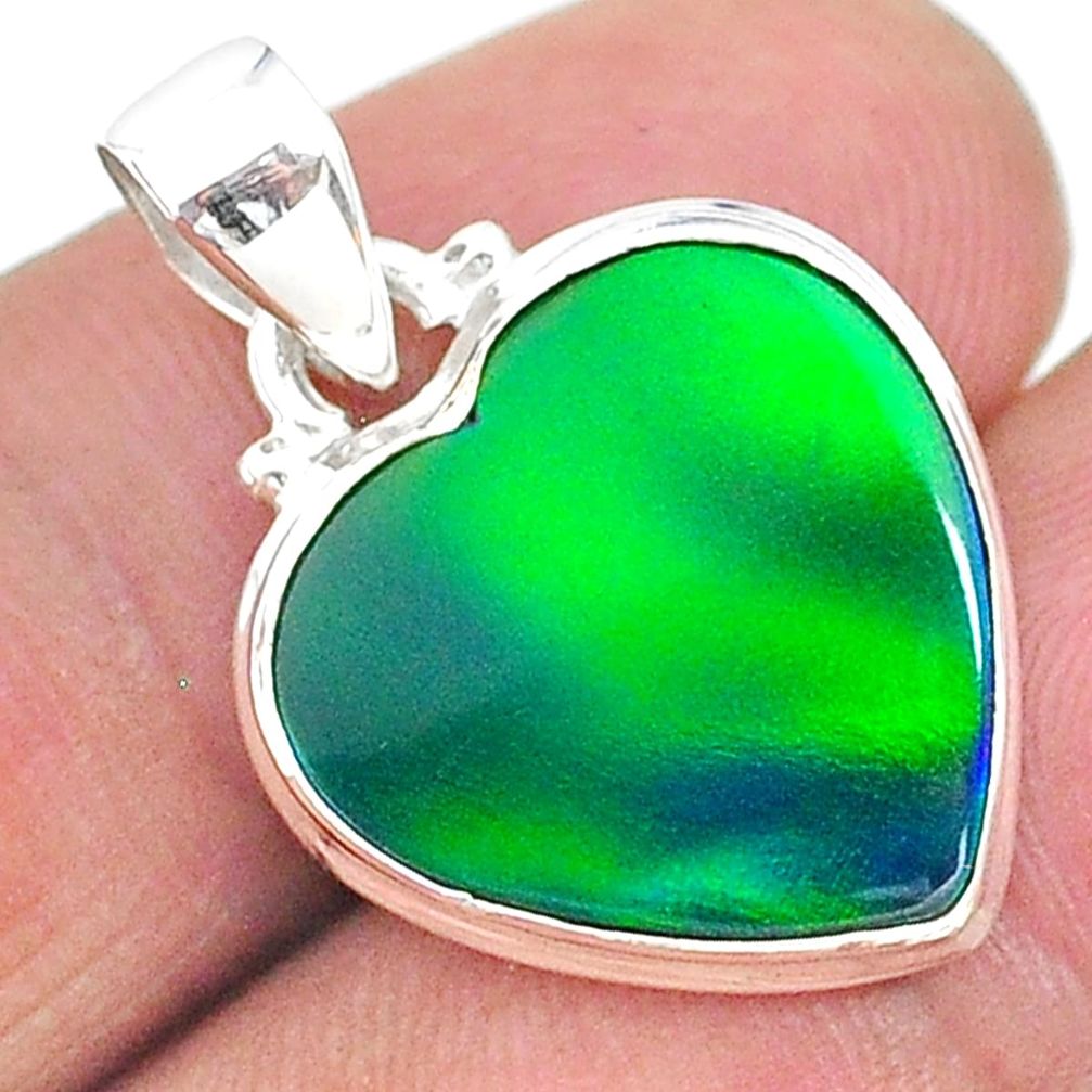 6.94cts northern lights aurora opal (lab) 925 silver heart pendant t17093