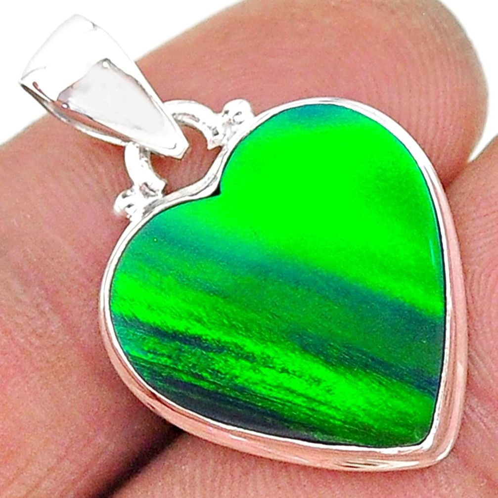 8.71cts northern lights aurora opal (lab) heart 925 silver pendant t17053