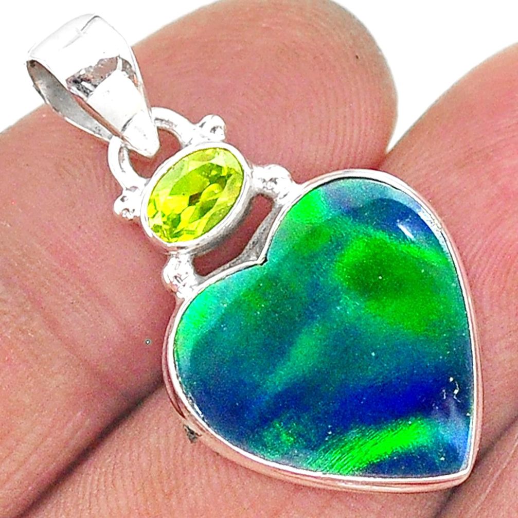 8.33cts northern lights aurora opal (lab) peridot 925 silver pendant t16962