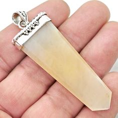 38.60cts pointer natural yellow calcite 925 sterling silver pendant u42896