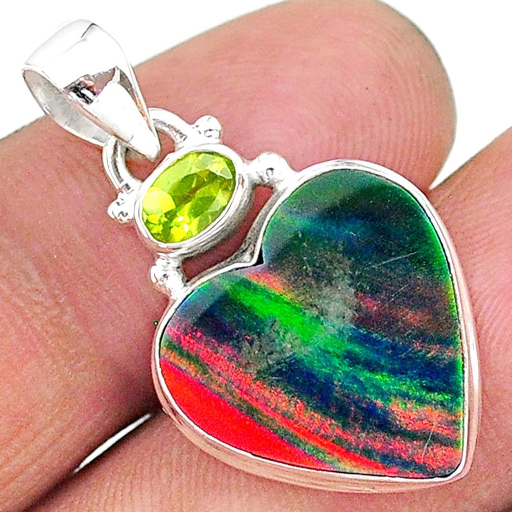 7.65cts volcano aurora opal (lab) peridot 925 silver pendant jewelry t16881