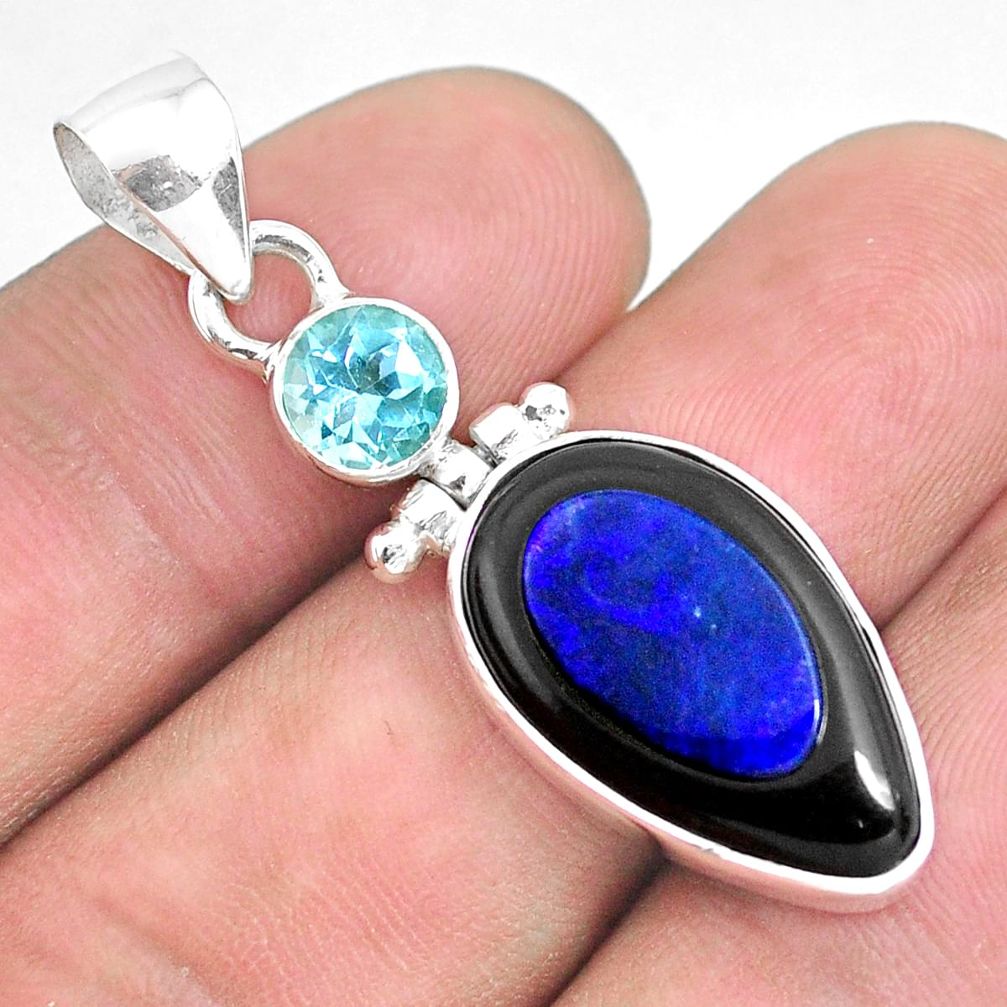 13.66cts natural blue doublet opal in onyx topaz 925 silver pendant p53574