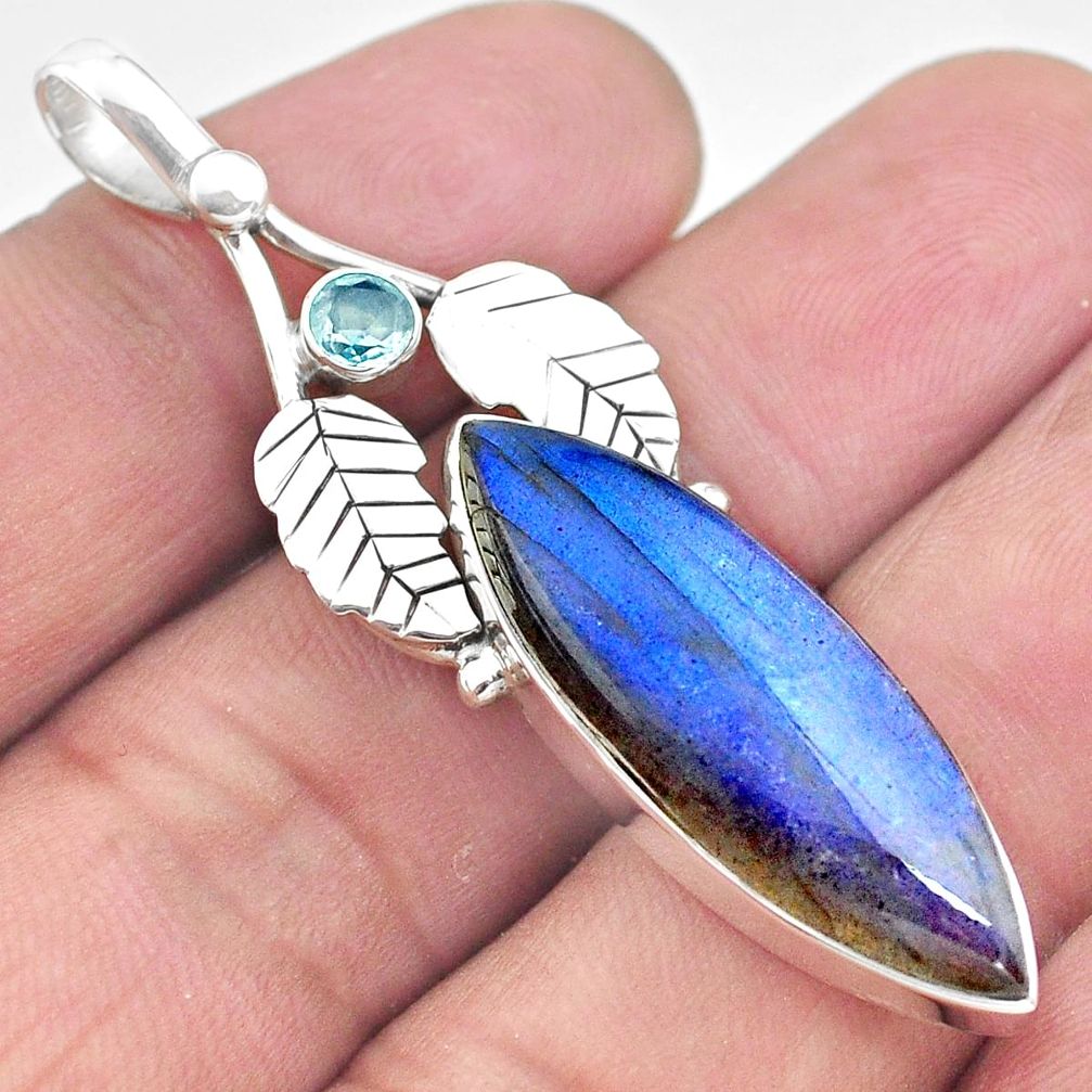 16.73cts natural blue labradorite topaz 925 silver deltoid leaf pendant p84774