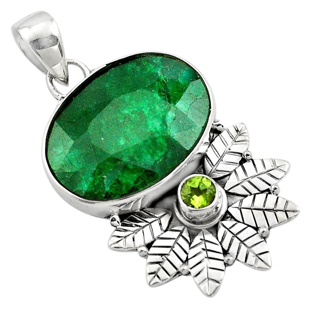 16.70cts natural green emerald peridot 925 silver deltoid leaf pendant p84665