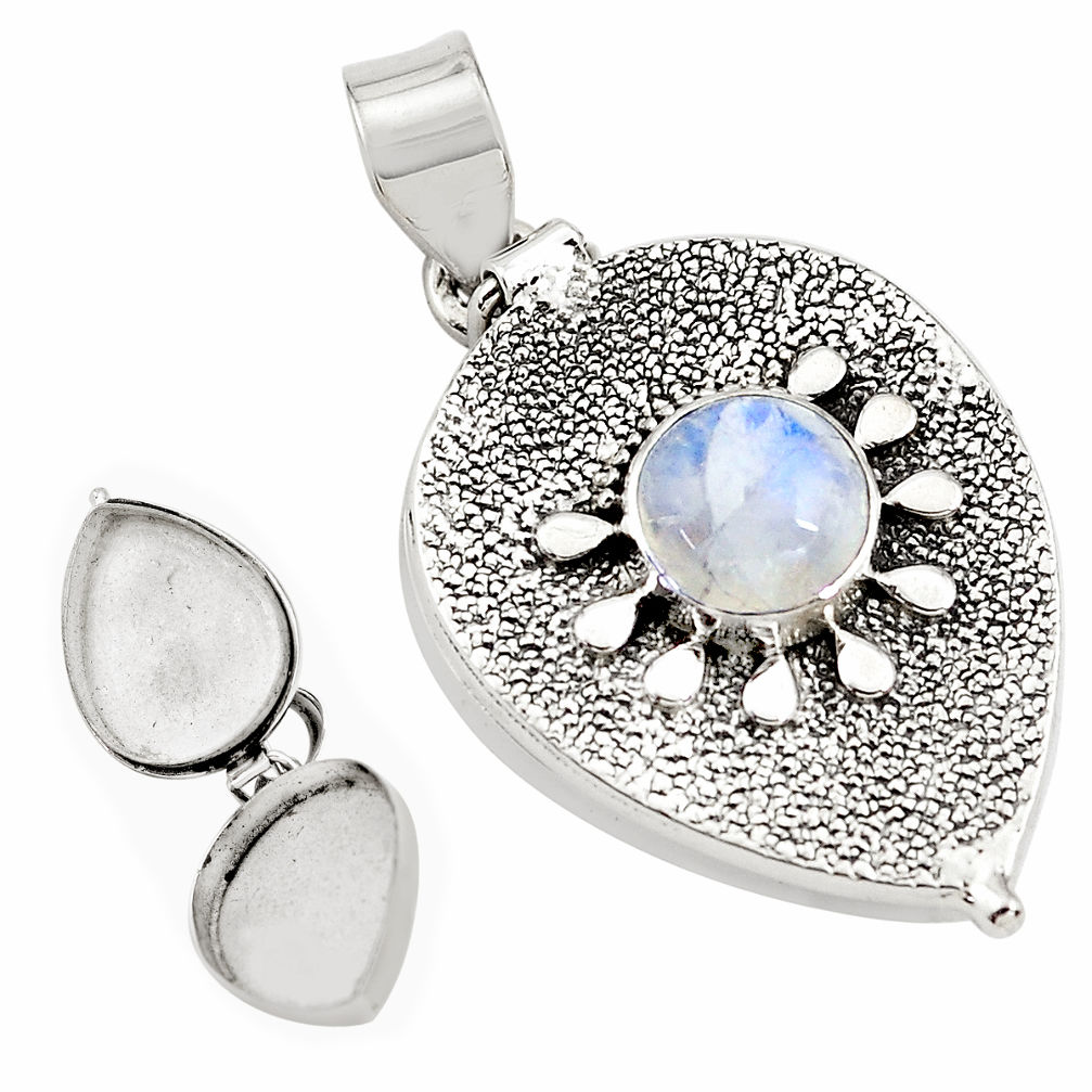 4.43cts natural rainbow moonstone 925 sterling silver poison box pendant p79973