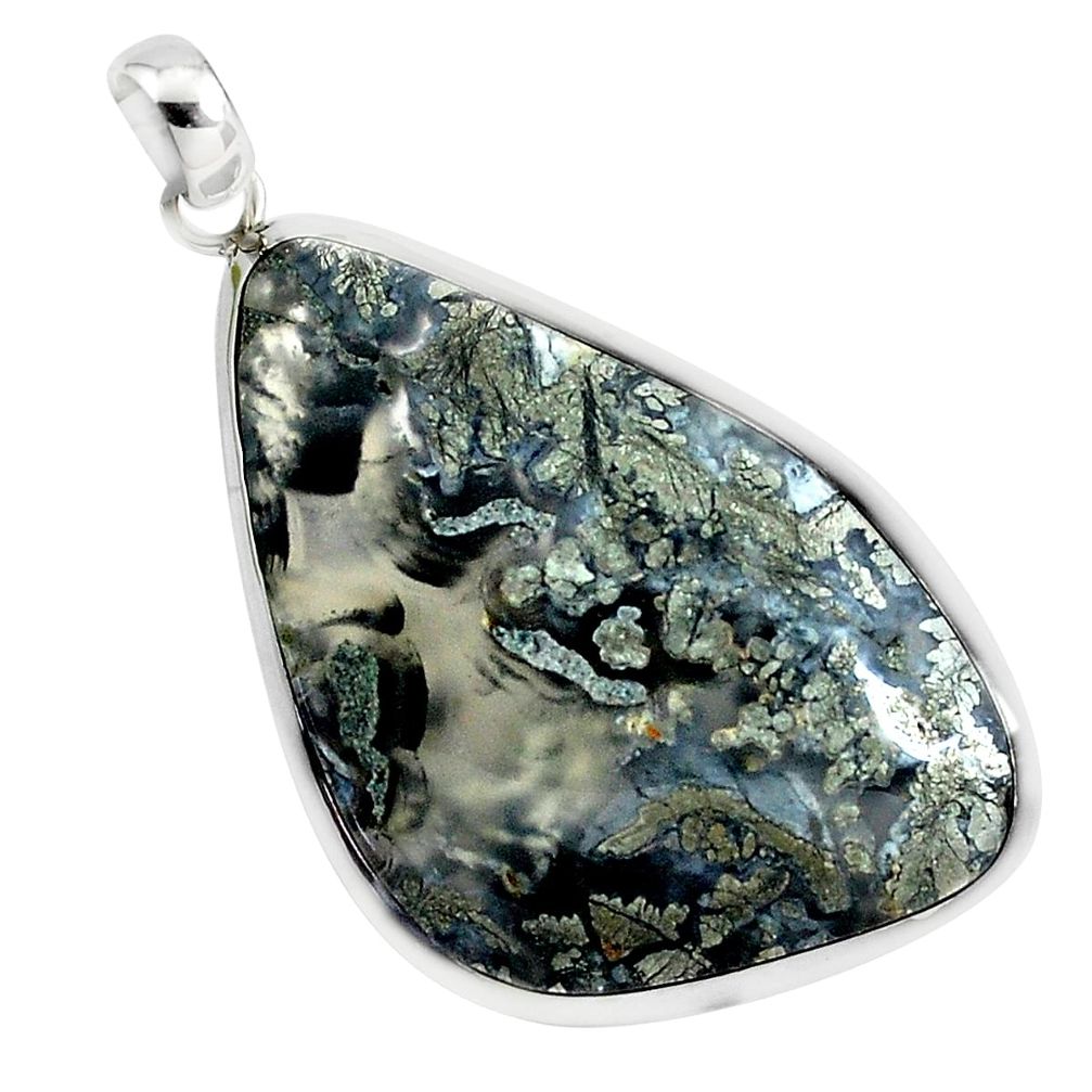 31.58cts natural white marcasite in quartz 925 sterling silver pendant p44021