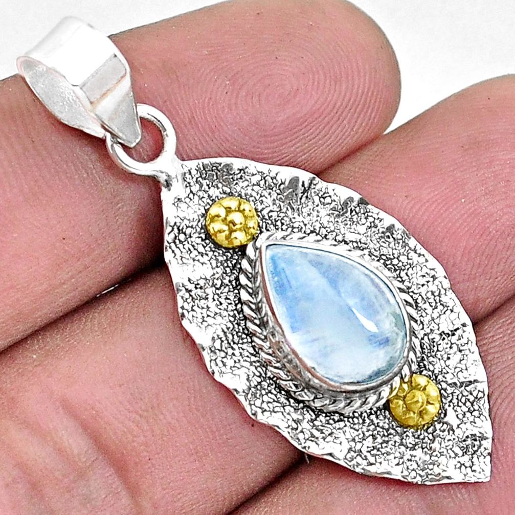 4.69cts victorian natural rainbow moonstone 925 silver two tone pendant p37718