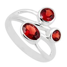 3.07cts 3 stone natural red garnet oval 925 sterling silver ring size 5 y45401