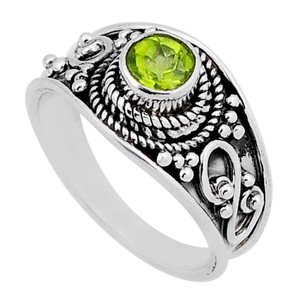 0.75cts faceted natural green peridot 925 sterling silver ring size 5.5 n43232