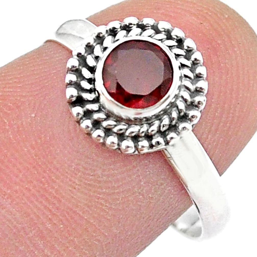 0.84cts faceted natural red garnet 925 sterling silver ring size 7.5 u51524