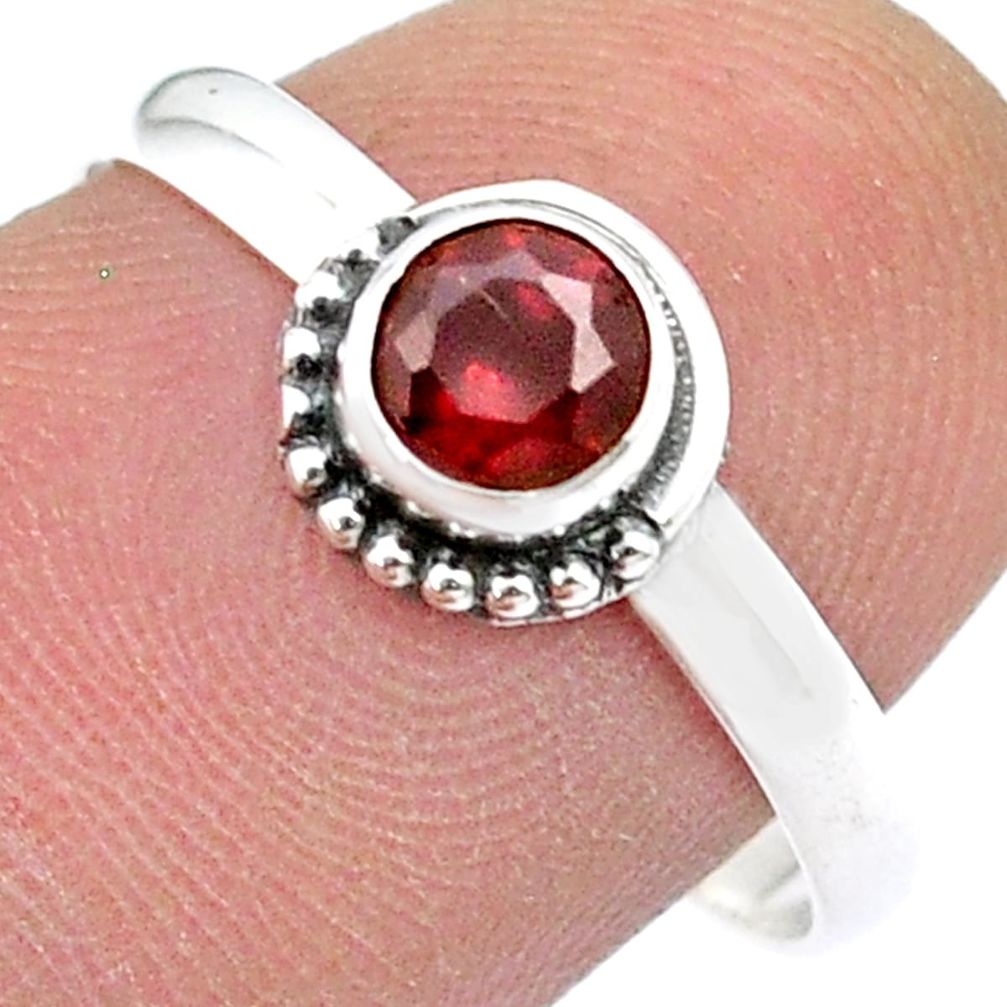 0.79cts faceted natural red garnet round 925 sterling silver ring size 9 u51615