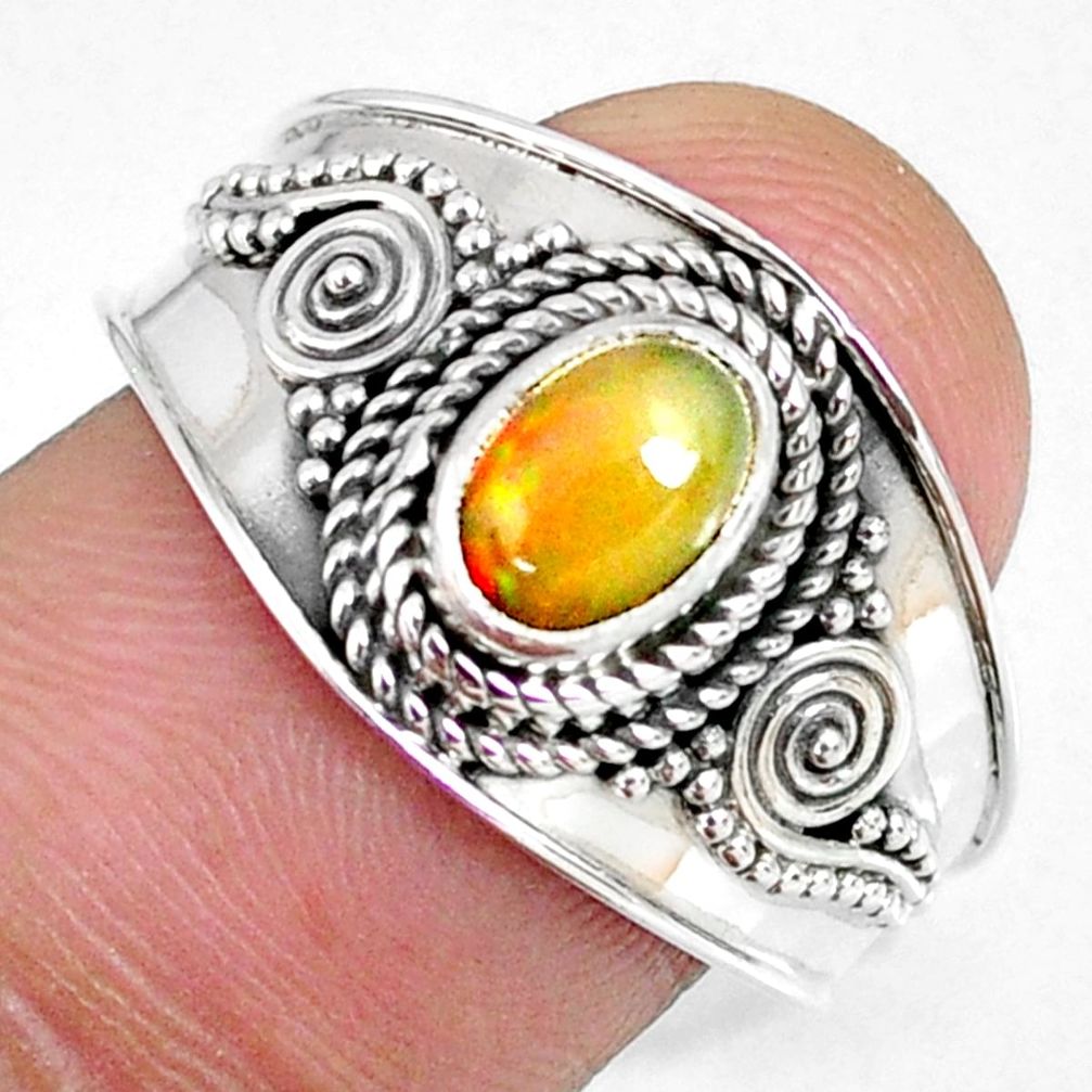 1.56cts natural ethiopian opal oval 925 silver solitaire ring size 8.5 r59059