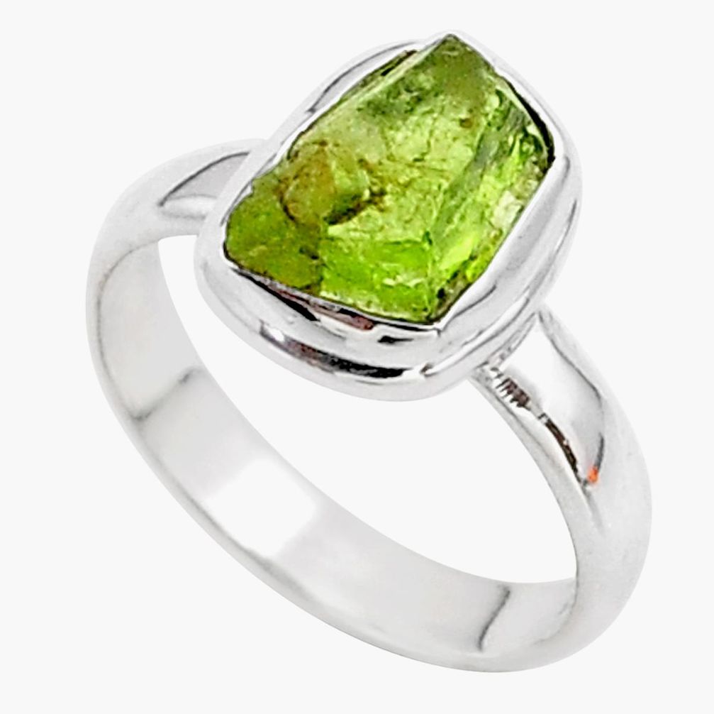 3.75cts natural green peridot rough 925 silver solitaire ring size 7 t72334