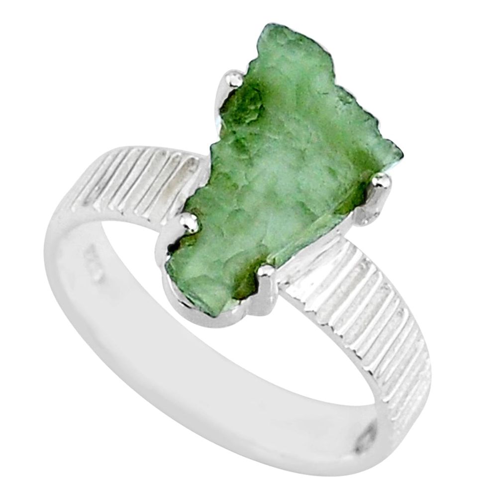 5.22cts natural moldavite (genuine czech) silver solitaire ring size 7 r71818