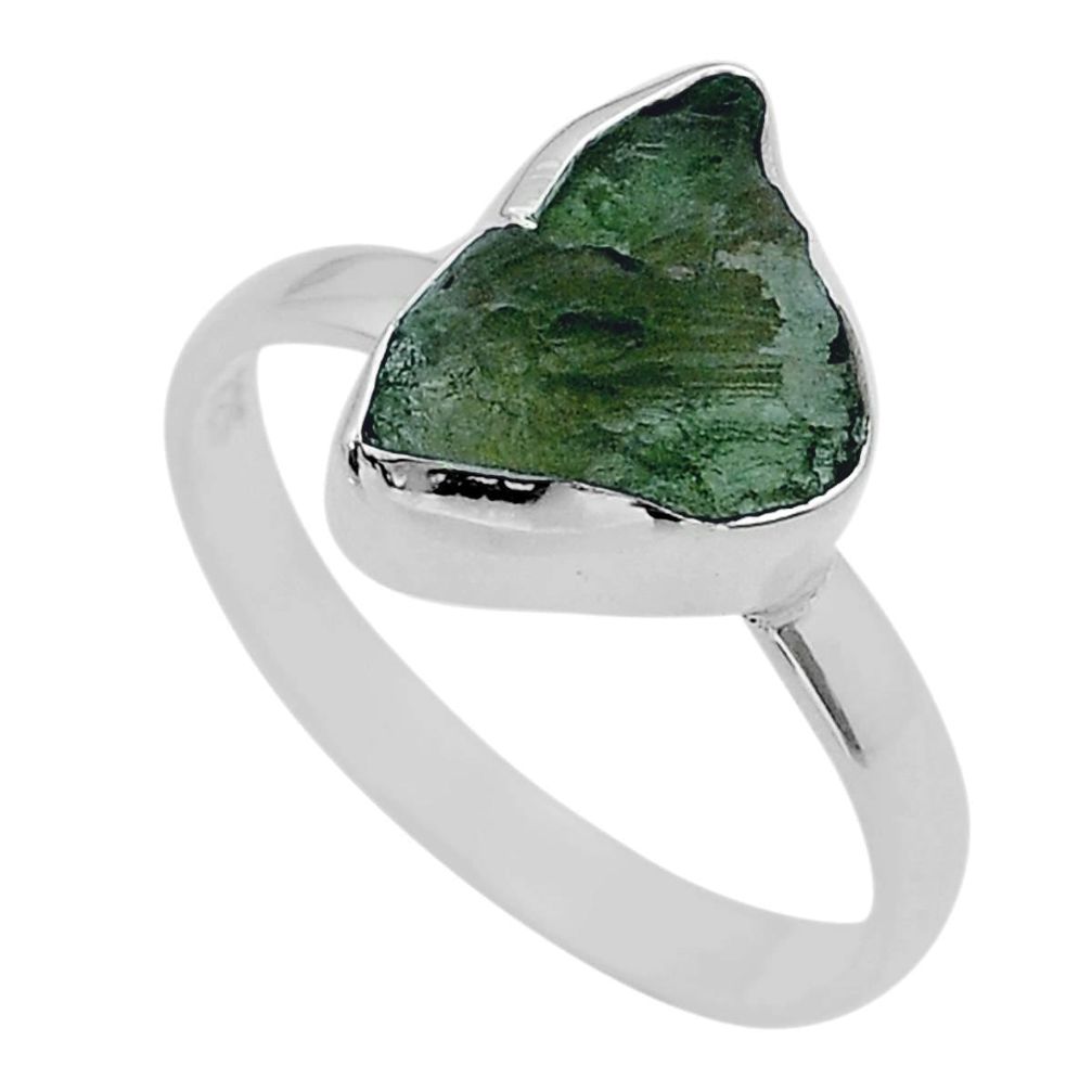 3.69cts solitaire green moldavite (genuine czech) 925 silver ring size 9 u77909