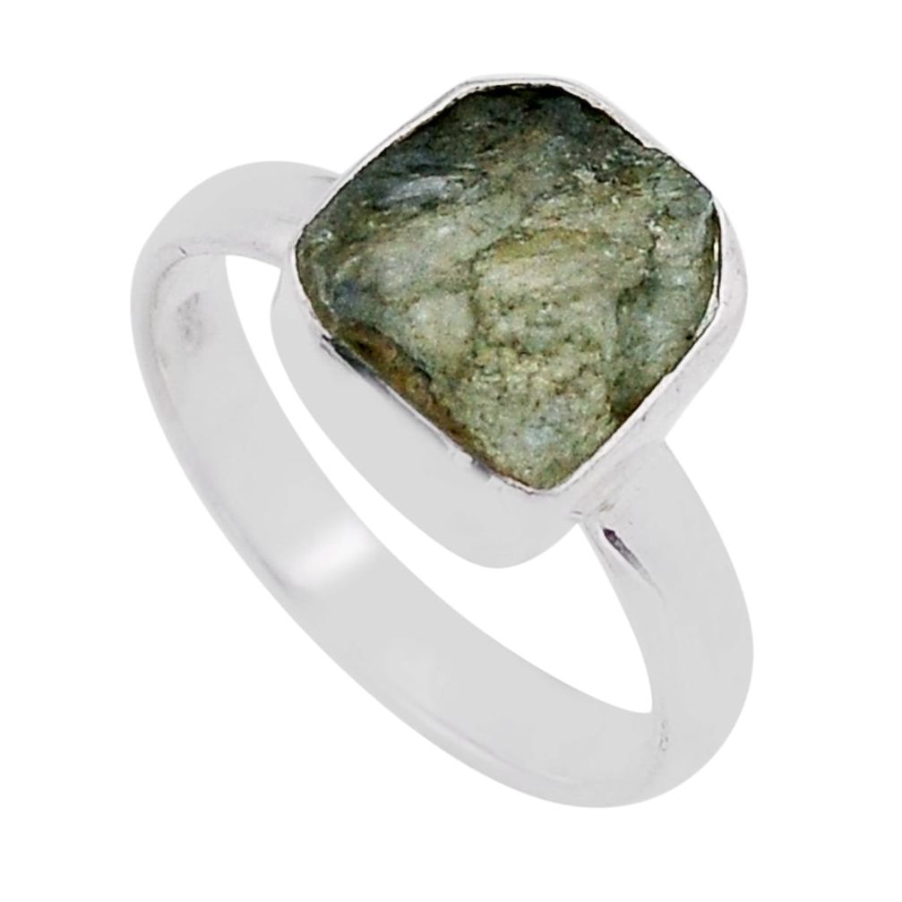 5.28cts solitaire moldavite (genuine czech) fancy silver ring size 7.5 n50045