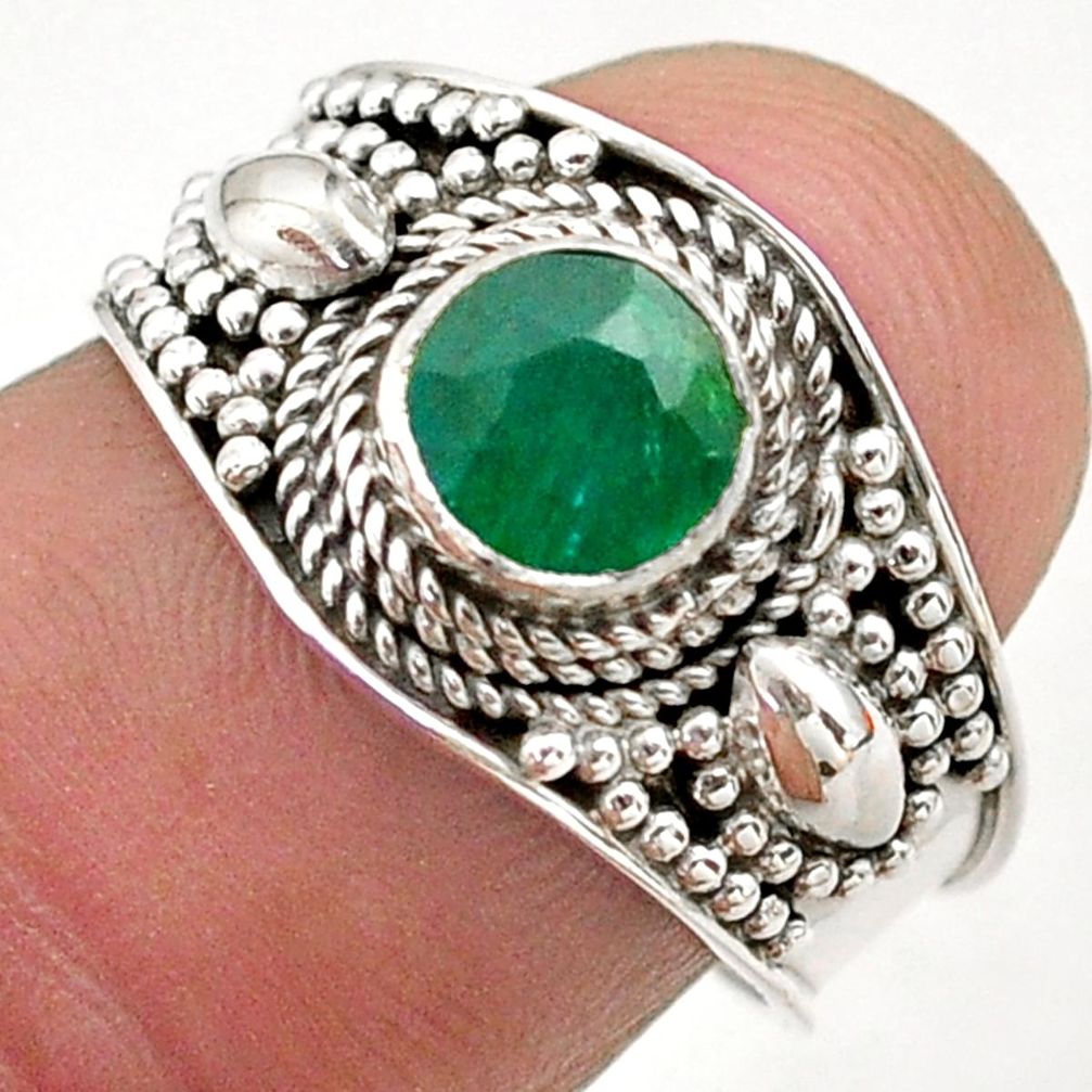 1.09cts solitaire natural green emerald 925 sterling silver ring size 7 t75416