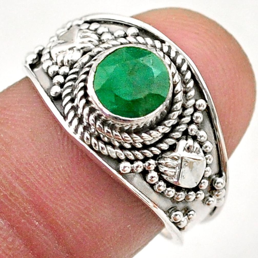 1.03cts solitaire natural green emerald 925 sterling silver ring size 7.5 t75430